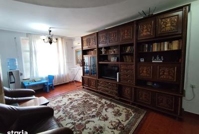 Casă cu 6 camere cu Canalizare în Chitila - 12