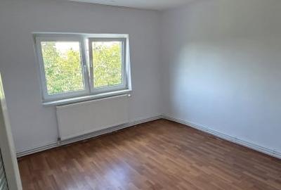 Apartament cu 3 camere decomandat în Micro 17 - 10