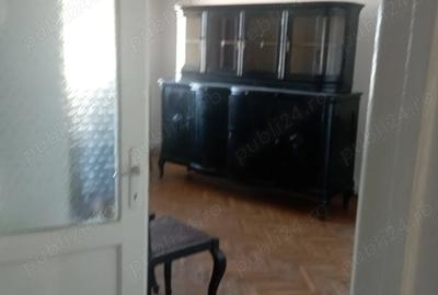 Apartament cu 3 camere decomandat în Decebal - 2