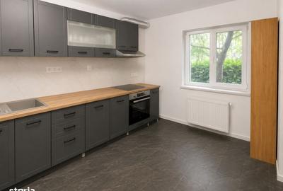 Apartament cu 3 camere decomandat în Ciupercenii Noi