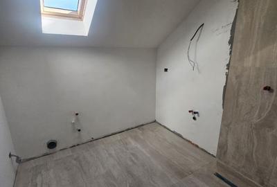 Casă cu 4 camere în Curtea de Argeș