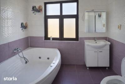 Casă cu 3 camere cu Teren 357 Mp în Central - 3