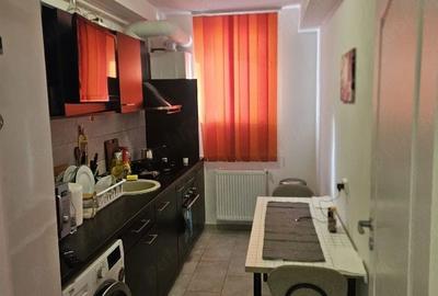 Apartament cu 2 camere decomandat în Fundeni
