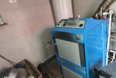 Casă cu 4 camere cu Teren 2600 Mp în Ipotești