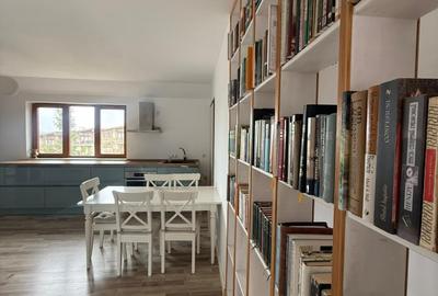 Apartament cu 3 camere semidecomandat în Zorilor