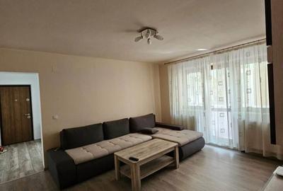 Apartament cu 2 camere decomandat în Exterior Vest
