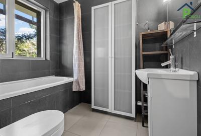 Apartament cu 3 camere decomandat în Snagov - 16