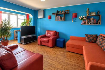 Apartament cu 2 camere decomandat, mobilat în Vitan
