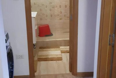 Apartament cu 4 camere decomandat în Baza 3 - 10