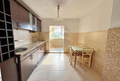 Apartament cu 3 camere decomandat, mobilat în Miorița - 2