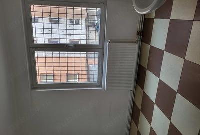 Spațiu comercial, de 40 mp, în Tudor