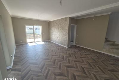 Casă cu 4 camere cu Teren 350 Mp în Central - 2