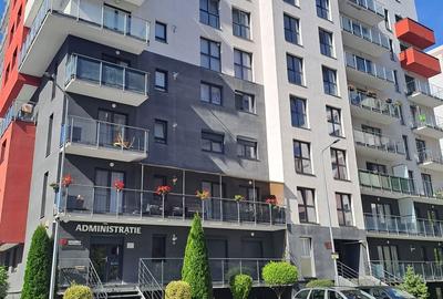 Apartament cu 3 camere în Tractorul