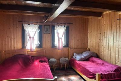 Casă cu 2 camere în Dumbrăvița