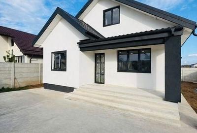 Casă cu 3 camere cu Teren 256 Mp în Central