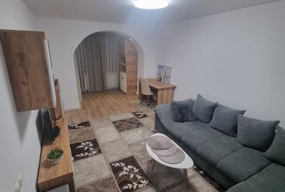 Apartament cu 2 camere decomandat în George Enescu