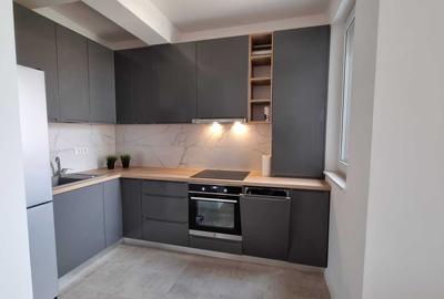 Apartament cu 2 camere decomandat în Complex Studențesc