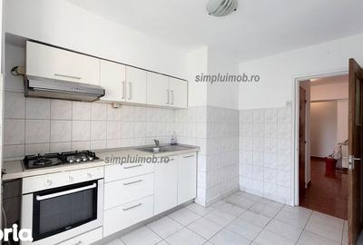 Apartament cu 3 camere decomandat în Centrul Civic - 3