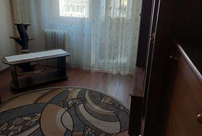 Apartament cu 3 camere decomandat în Exterior Vest - 8