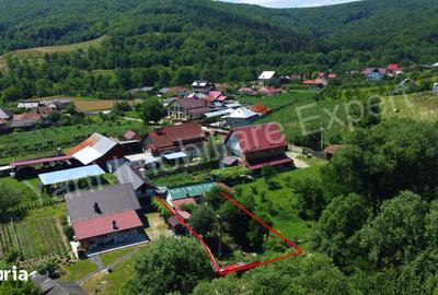 Casă cu 2 camere cu Teren 400 Mp în Băiculești