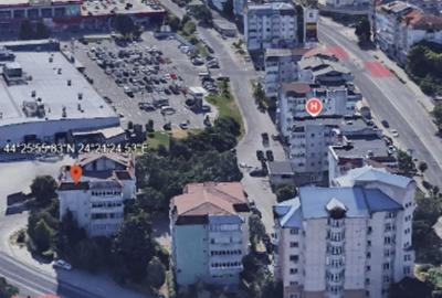 Apartament cu 3 camere decomandat în Sud - 4