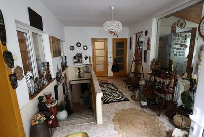 Casă cu 5 camere cu Canalizare în Muncitoresc - 3