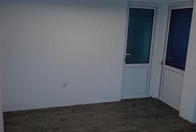 Casă cu 4 camere cu Teren 230 Mp în Central - 8