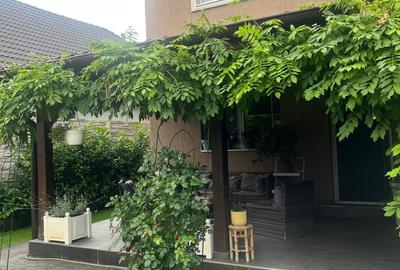 Casă cu 4 camere cu Teren 250 Mp în Sânmihaiu Român