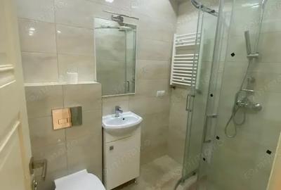 Apartament cu 2 camere decomandat în Complex Studențesc