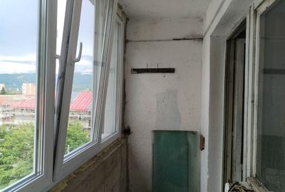 Apartament cu 2 camere decomandat în Central - 3