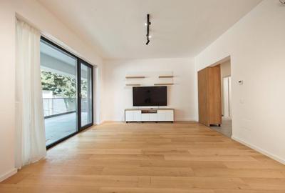 Apartament cu 3 camere decomandat, mobilat în Nord