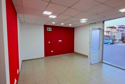 Spațiu comercial, de 30 mp, în Central - 3