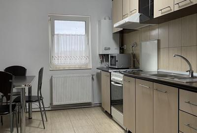 Apartament cu 2 camere decomandat în Micro 17 - 1