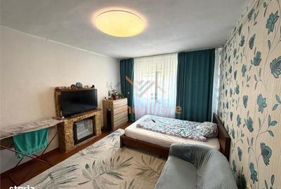 Garsonieră decomandată în Rogerius
