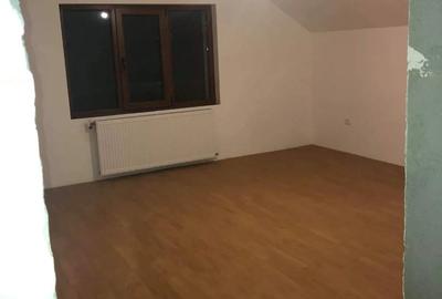 Casă cu 5 camere cu Teren 500 Mp în Sânmihaiu German - 10