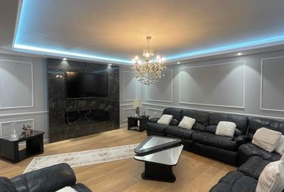 Apartament cu 3 camere decomandat în Faleza Nord