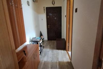 Apartament cu 2 camere semidecomandat în Bălcescu