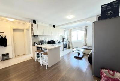 Apartament cu 3 camere semidecomandat în Dumbrăvița