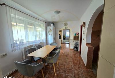 Casă cu 2 camere în Lazuri - 2