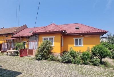 Casă individuală cu 4 camere cu Canalizare în Stupini - 2