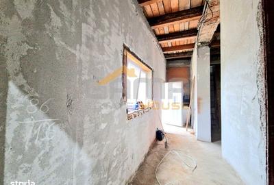 Casă cu 5 camere cu Teren 203 Mp în Pârneava - 8