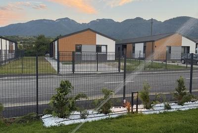Casă cu 4 camere în Central