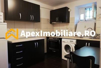 Garsonieră în P-ța Romană
