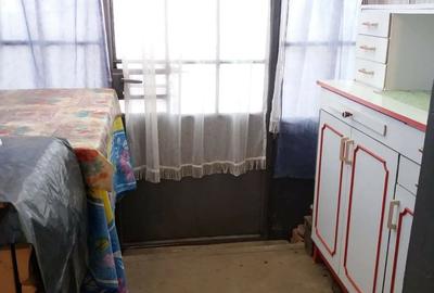 Casă cu 4 camere în Poiana Mare