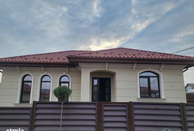Casă cu 3 camere în Cătămărești - 1