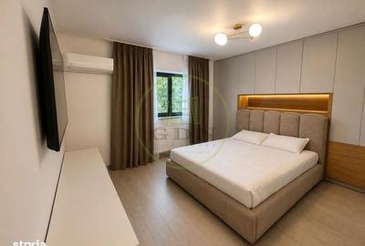 Apartament cu 3 camere decomandat în Jiului