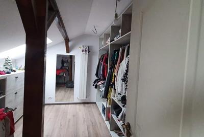 Casă individuală cu 4 camere cu Teren 450 Mp în 1 Decembrie - 10