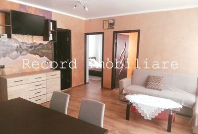 Apartament cu 3 camere semidecomandat în Florești