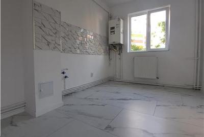 Apartament cu 2 camere decomandat în Circumvalațiunii - 3