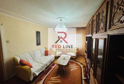 Apartament cu 3 camere decomandat în Aluniș
